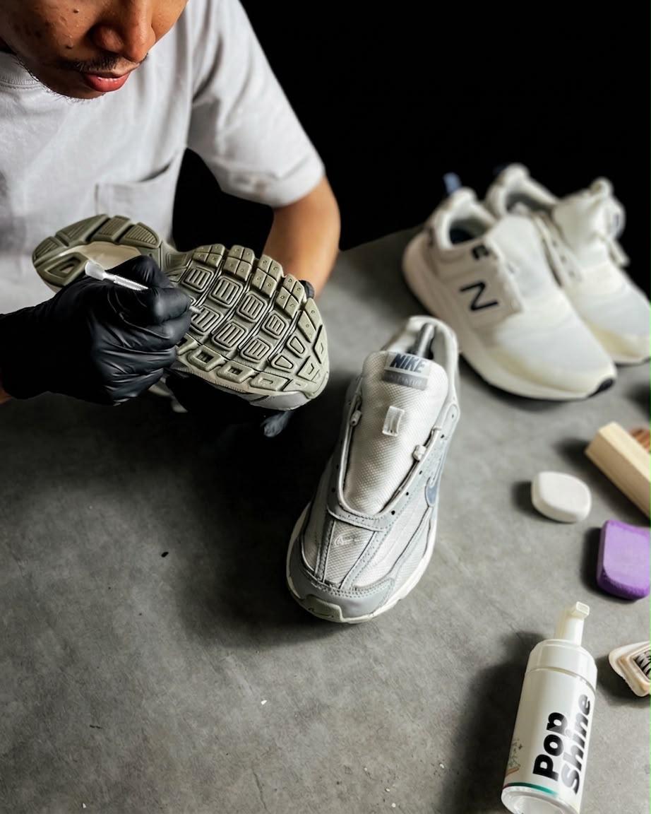 Detail pencucian sepatu Sneaklin